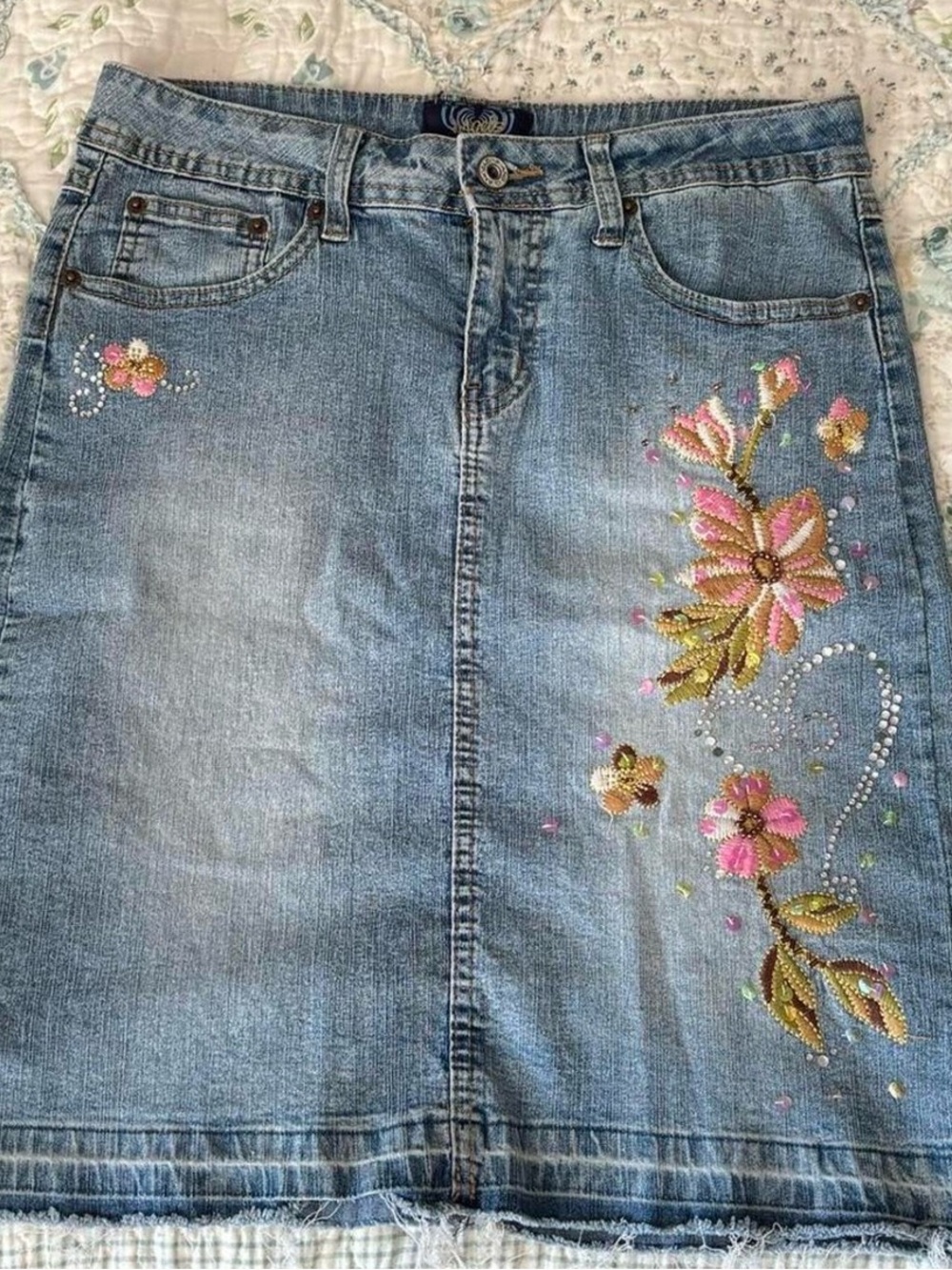 Super cute 2000s skirt